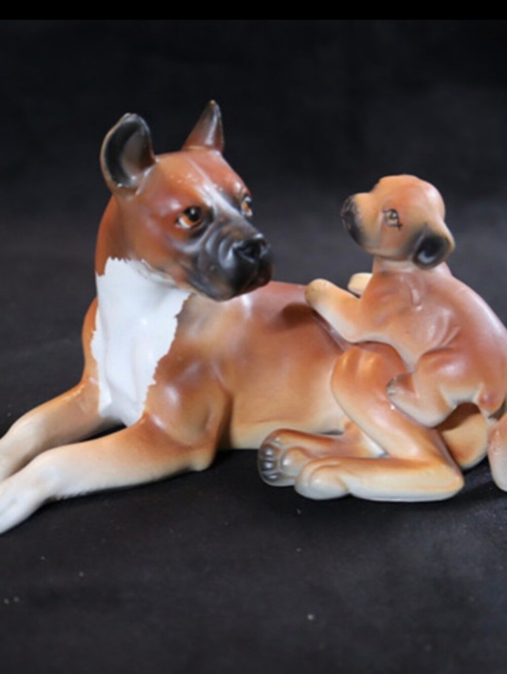 Vintage Trimont Porcelian Mother & Puppy Figurine Color Tan, Black & WhiteThis B
